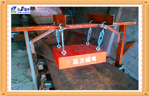 永磁除鐵器，滾筒式永磁除鐵器知識(shí)參數(shù)_內(nèi)部磁塊安裝方法_滾筒式永磁除鐵器型號(hào)價(jià)格