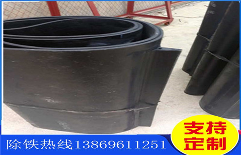 除鐵器皮帶，北京除鐵器棄鐵皮帶怠速_北京除鐵器棄鐵皮帶怠速皮帶原因及如何調(diào)_刮板價(jià)格